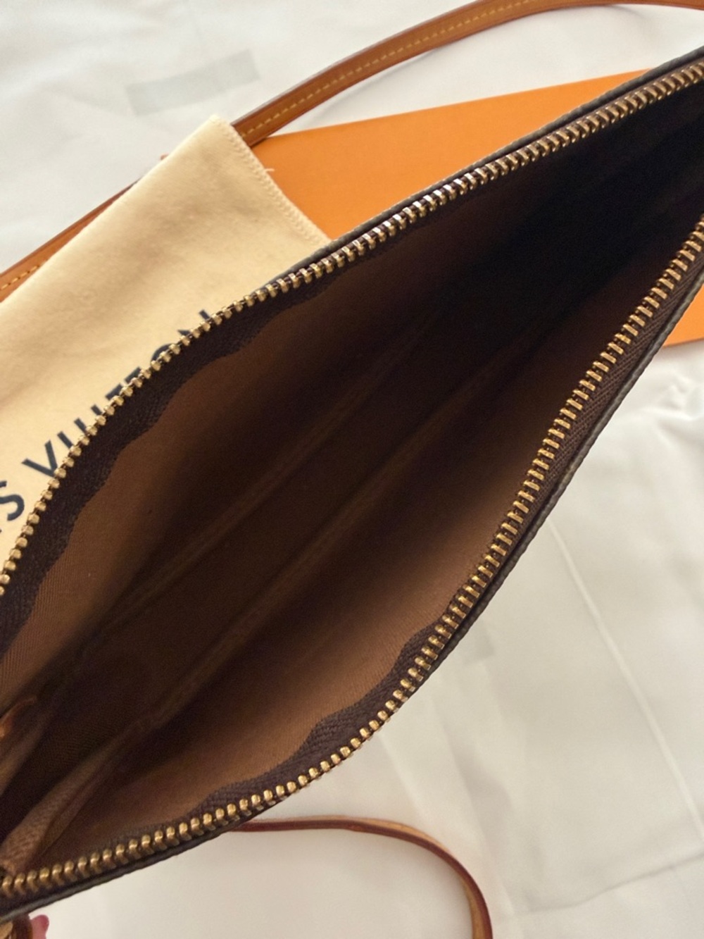 Louis Vuitton Monogram Canvas Pochette Accessoire Brown/Tan - Picture 5 of 7